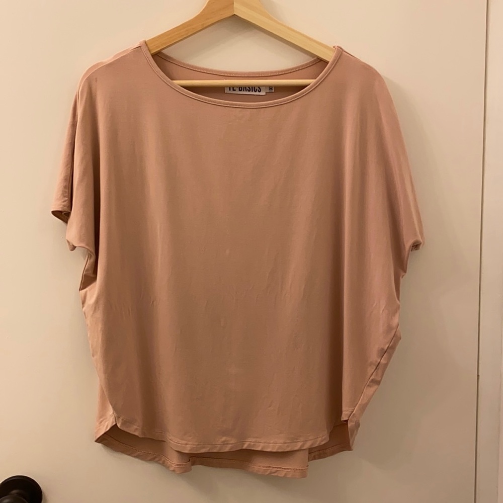 Fighting Eel Ava Sky Blush Flowy Top Honey XS